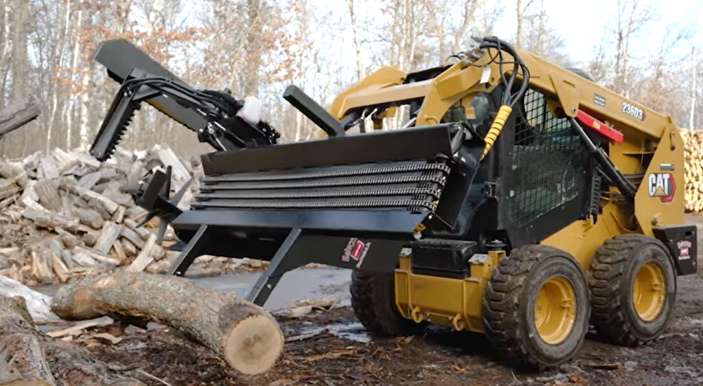 The Halverson HWP-160 lifting a log.